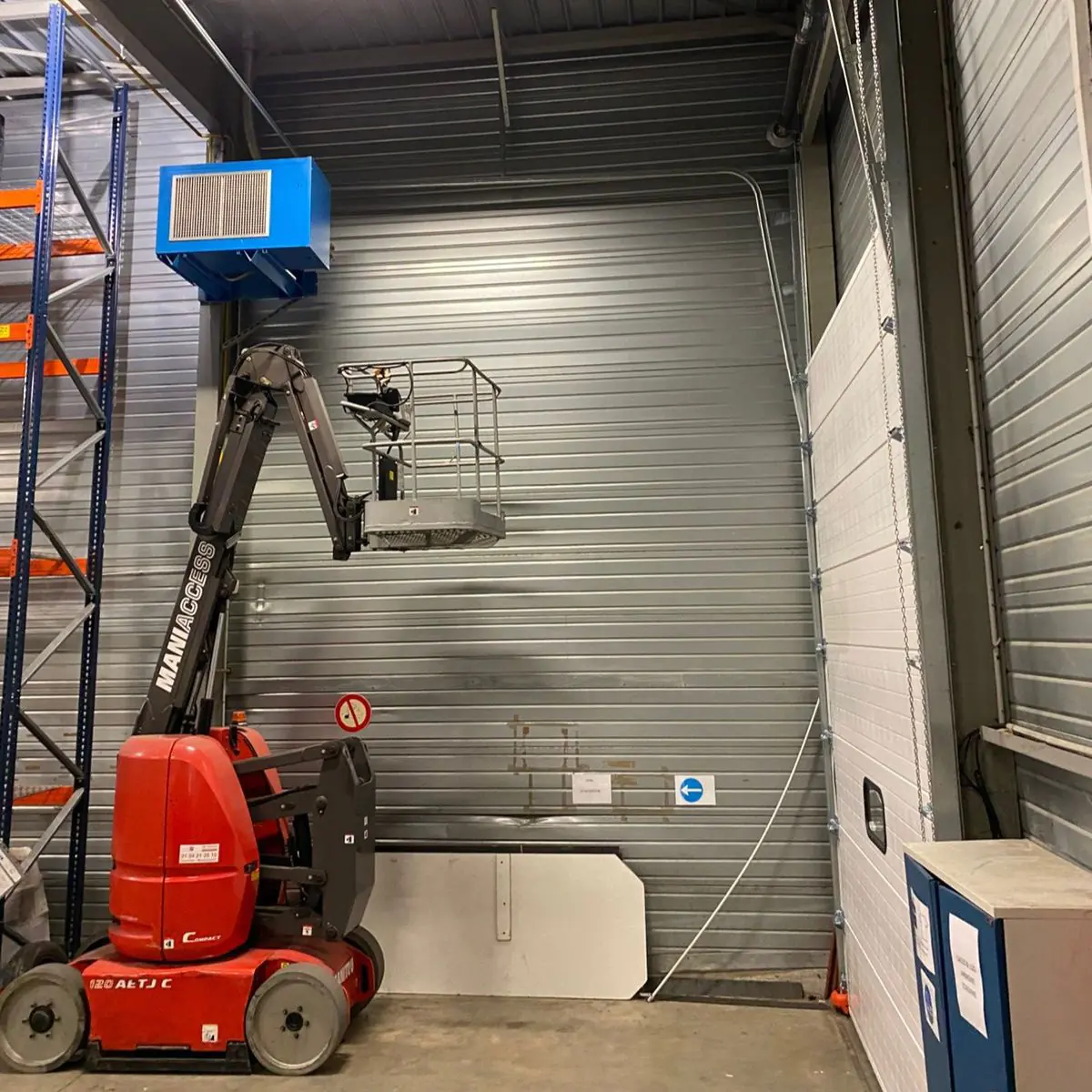 Dépannage d’urgence de rideau métallique industriel à Villepinte