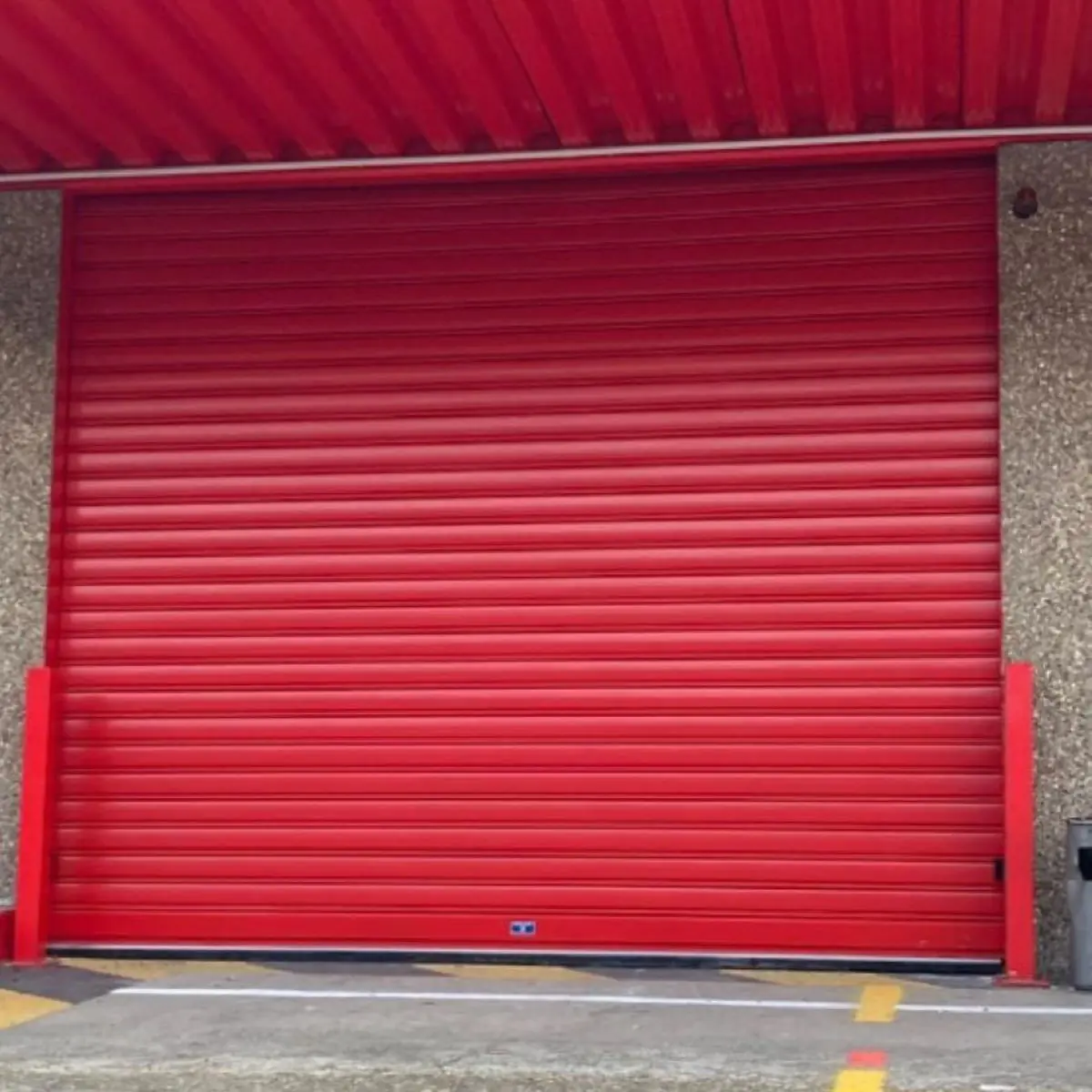 Maintenance préventive d'un rideau métallique industriel à Aubervilliers