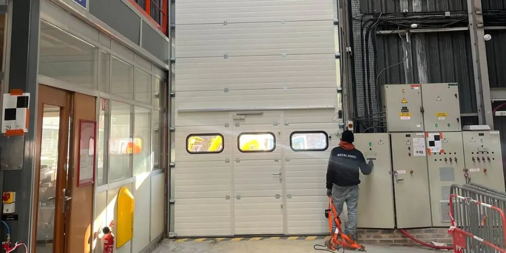 Souscrire un contrat de maintenance porte industrielle