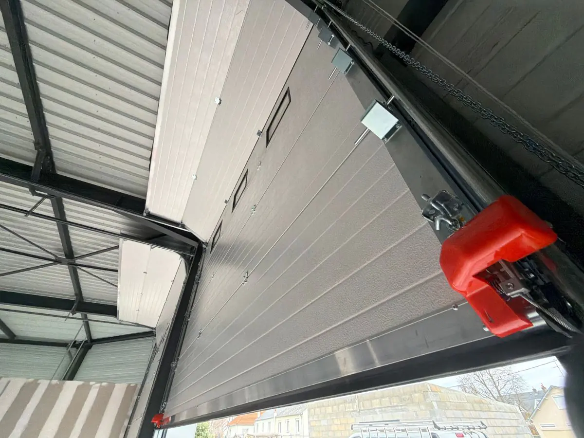 Maintenance porte industrielle Seine et Marne 77